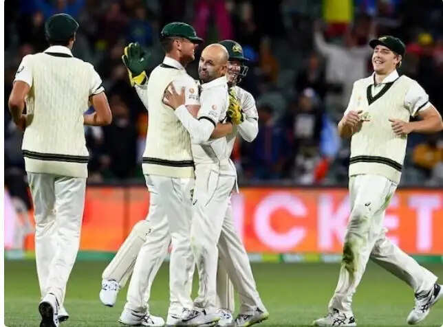 ഒന്നാം ക്രിക്കറ്റ് ടെസ്റ്റിന്റെ ആദ്യ ദിനം കളി നിര്‍ത്തുമ്ബോള്‍  ഇന്ത്യ ആറു വിക്കറ്റ് നഷ്ടത്തില്‍ 233