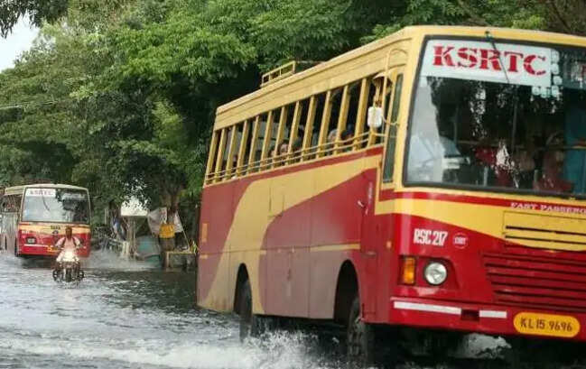 മാന്യ KSRTC  യാത്രക്കാരെ