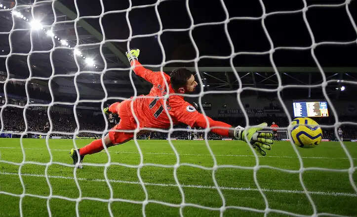 സമയമില്ലാത്ത സമയത്ത്, അഥവാ കളിതീരാന്‍ രണ്ടു മിനിറ്റ് മാത്രം ബാക്കിനില്‍ക്കെ എവര്‍ട്ടണെ മാഞ്ചസ്റ്റര്‍ യുണൈറ്റഡ് തീര്‍ത്തുകളഞ്ഞു