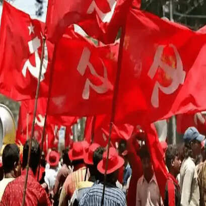 ഐഷാ സുല്ത്താനയെ കള്ളക്കേസില് കുടുക്കാൻ ലക്ഷദ്വീപ് പൊലീസ് നീക്കം; ഒറ്റക്കെട്ടായി ശബ്ദമുയര്ത്തണം – CPM