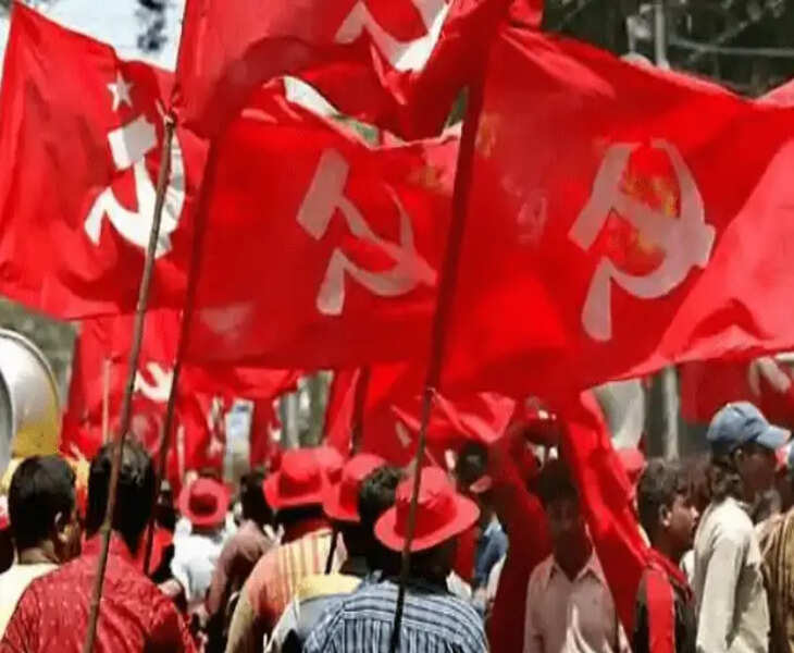 ഐഷാ സുല്ത്താനയെ കള്ളക്കേസില് കുടുക്കാൻ ലക്ഷദ്വീപ് പൊലീസ് നീക്കം; ഒറ്റക്കെട്ടായി ശബ്ദമുയര്ത്തണം – CPM