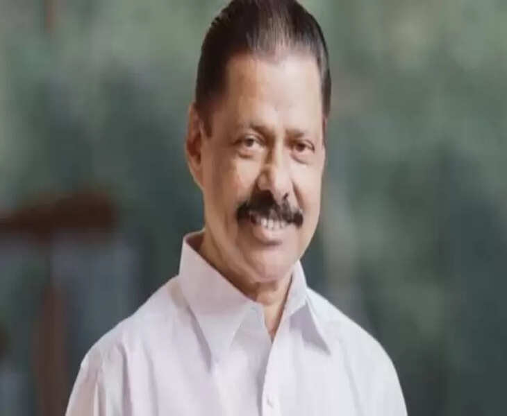 M V